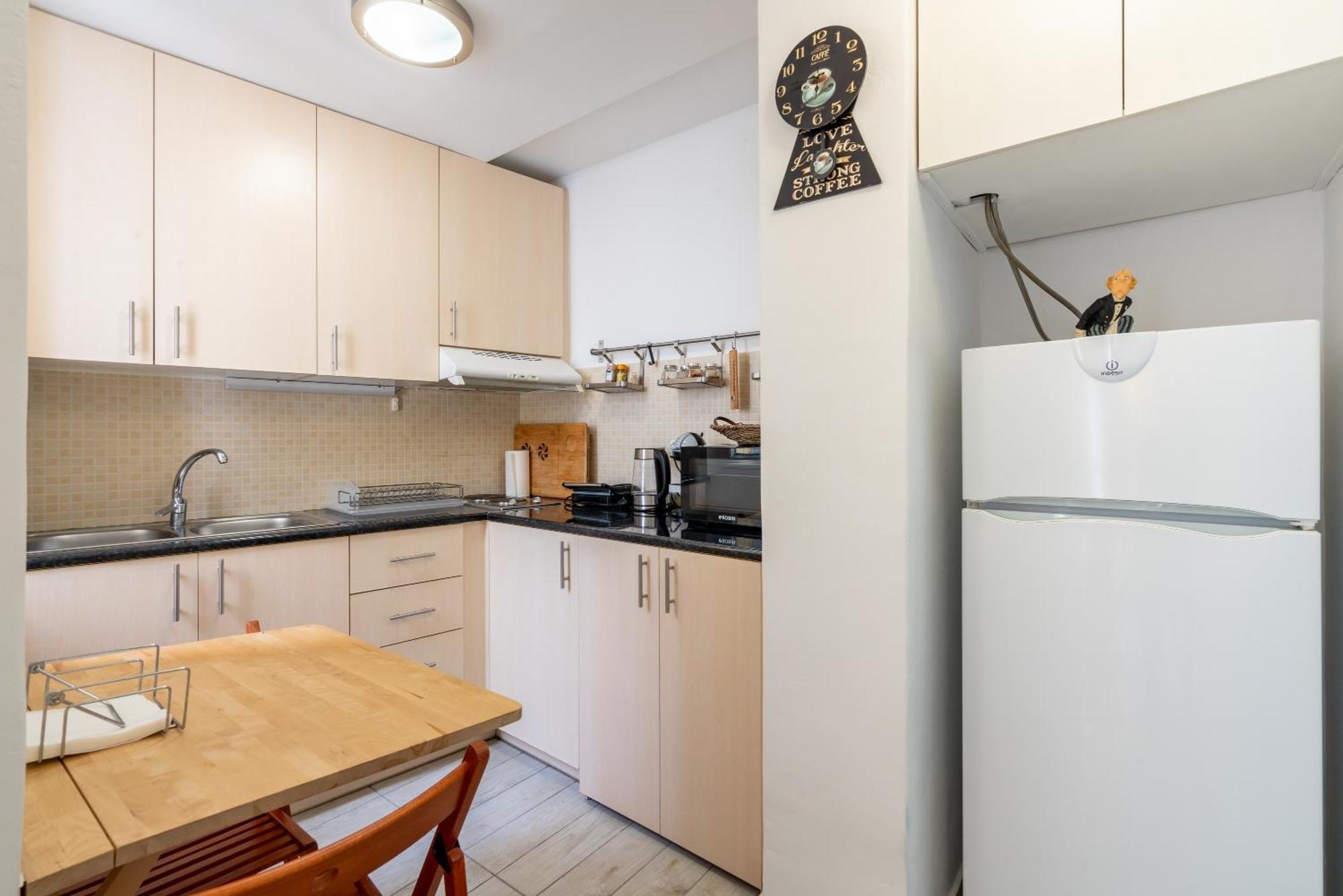 Great 35 Sq M Studio On 1St Floor In Bohemian Psyri In Athens' Historic Center-In Vivo Apartments Exterior photo