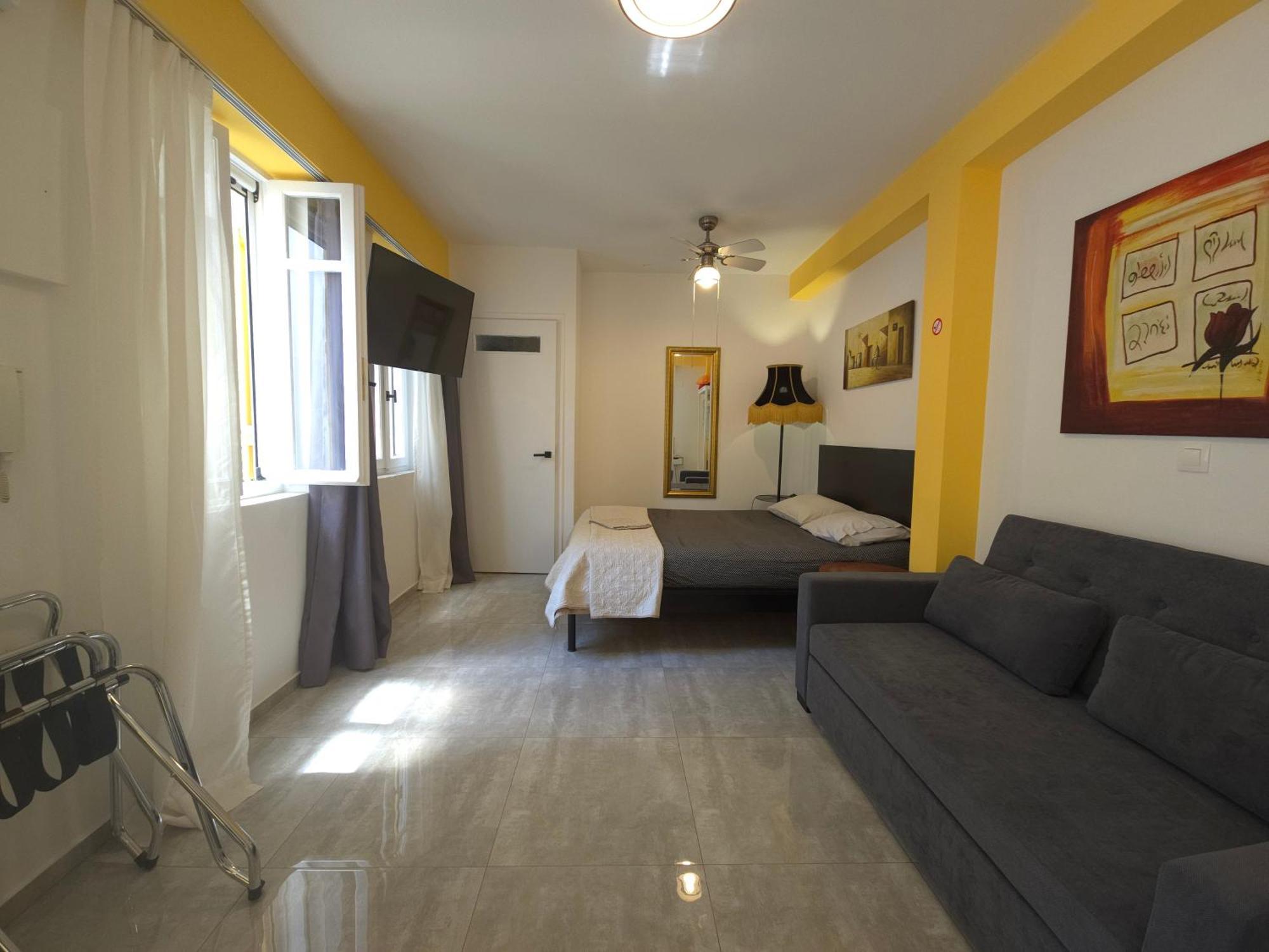 Great 35 Sq M Studio On 1St Floor In Bohemian Psyri In Athens' Historic Center-In Vivo Apartments Exterior photo